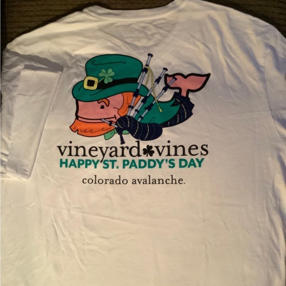 VINEYARD VINES ST. PATRICKS DAY COLORADO AVALANCHE T SHIRT mens 2XL + 3XL